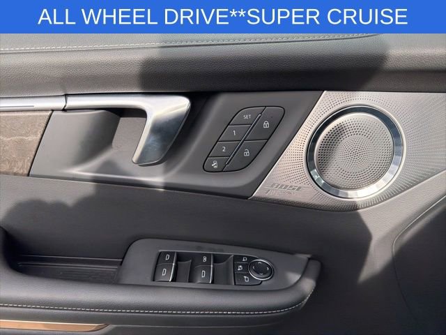 Used 2025 Buick Enclave Avenir w/ Super Cruise Package image 27