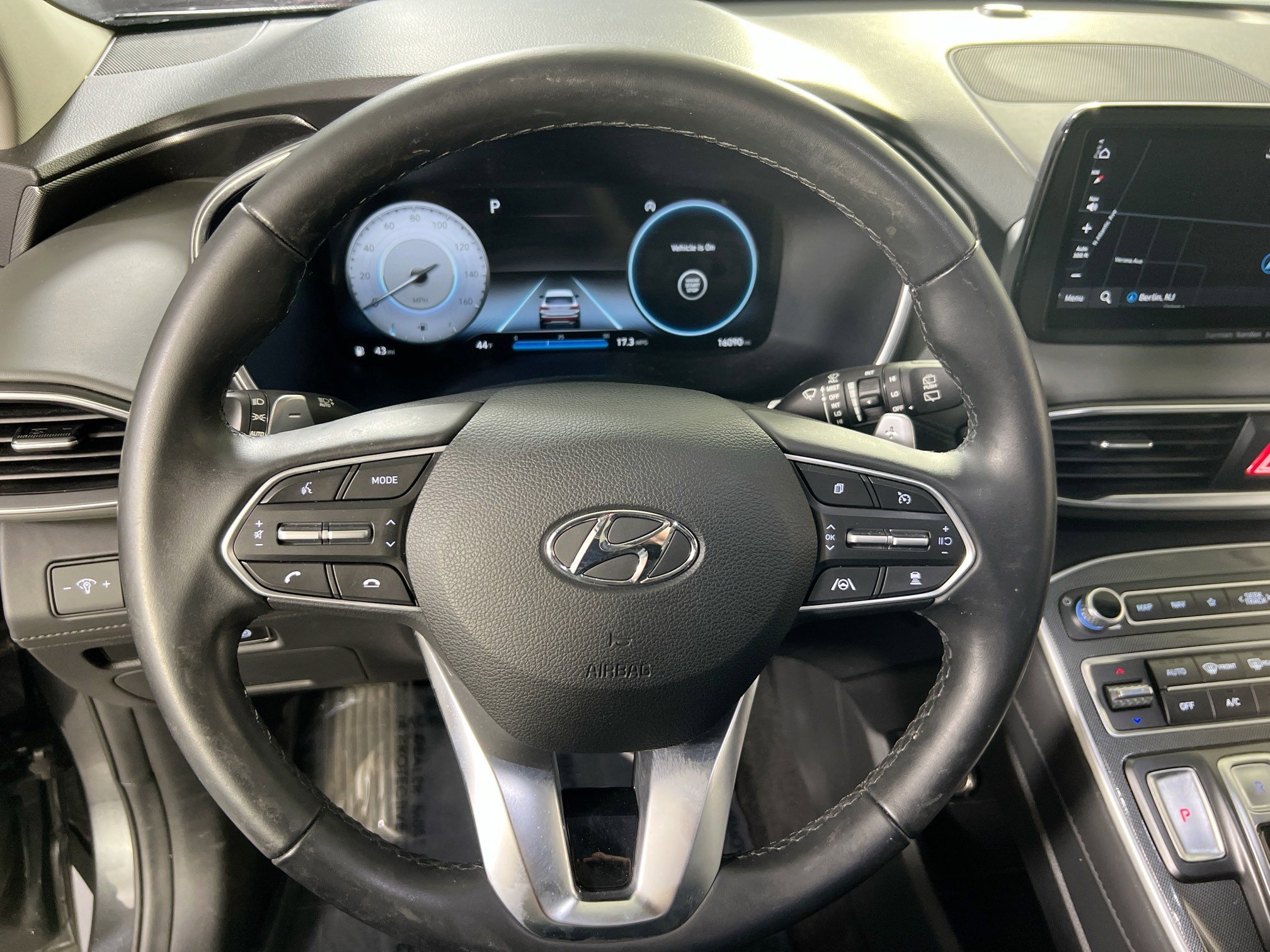 Used 2022 Hyundai Santa Fe SEL w/ Convenience + Premium Package image 11