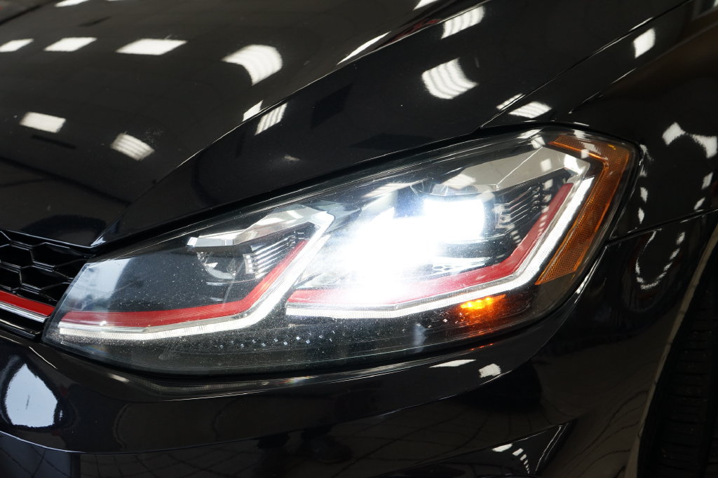 Used 2019 Volkswagen GTI SE FWD image 22