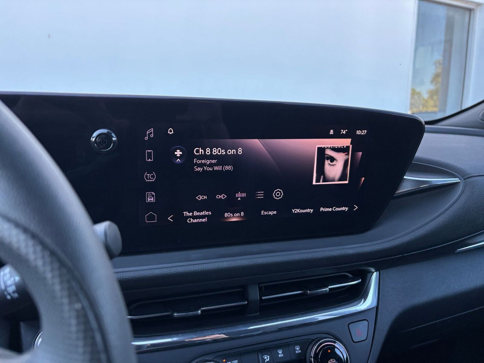 Used 2025 Buick Envista Preferred image 21