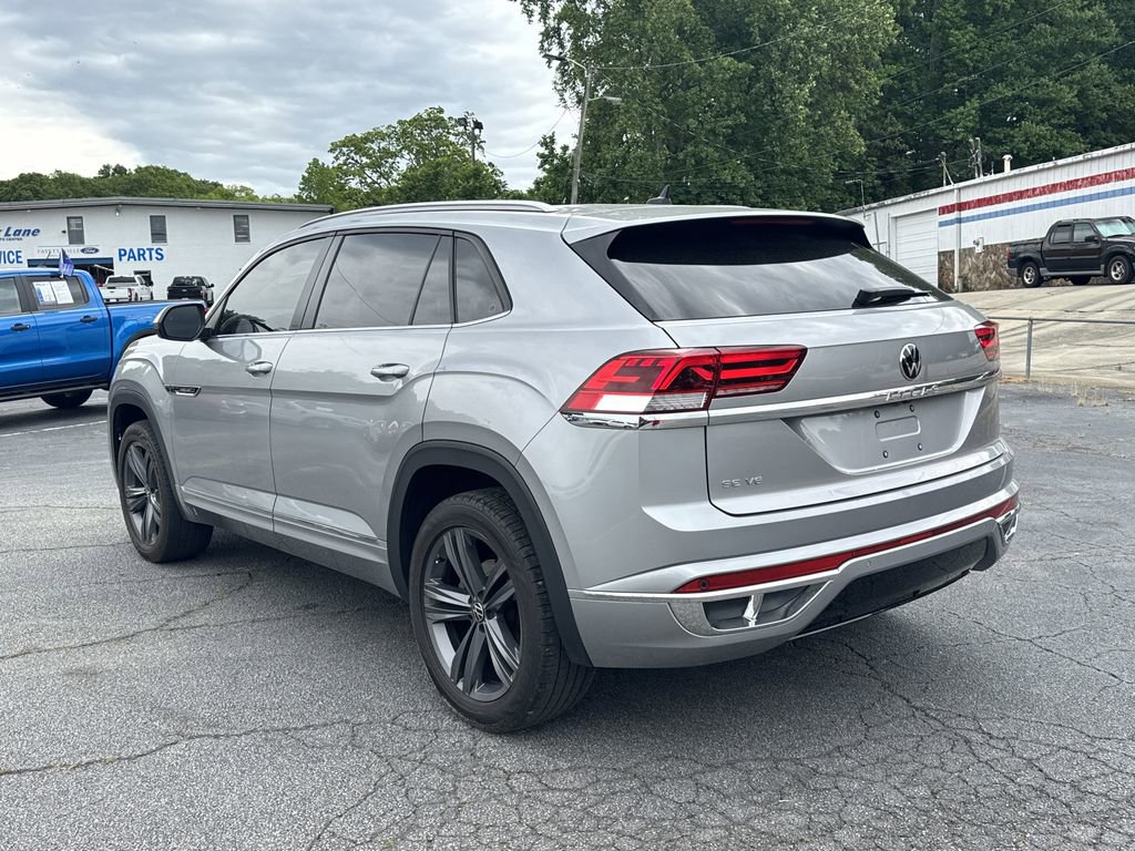 Used 2021 Volkswagen Atlas Cross Sport SE FWD image 5