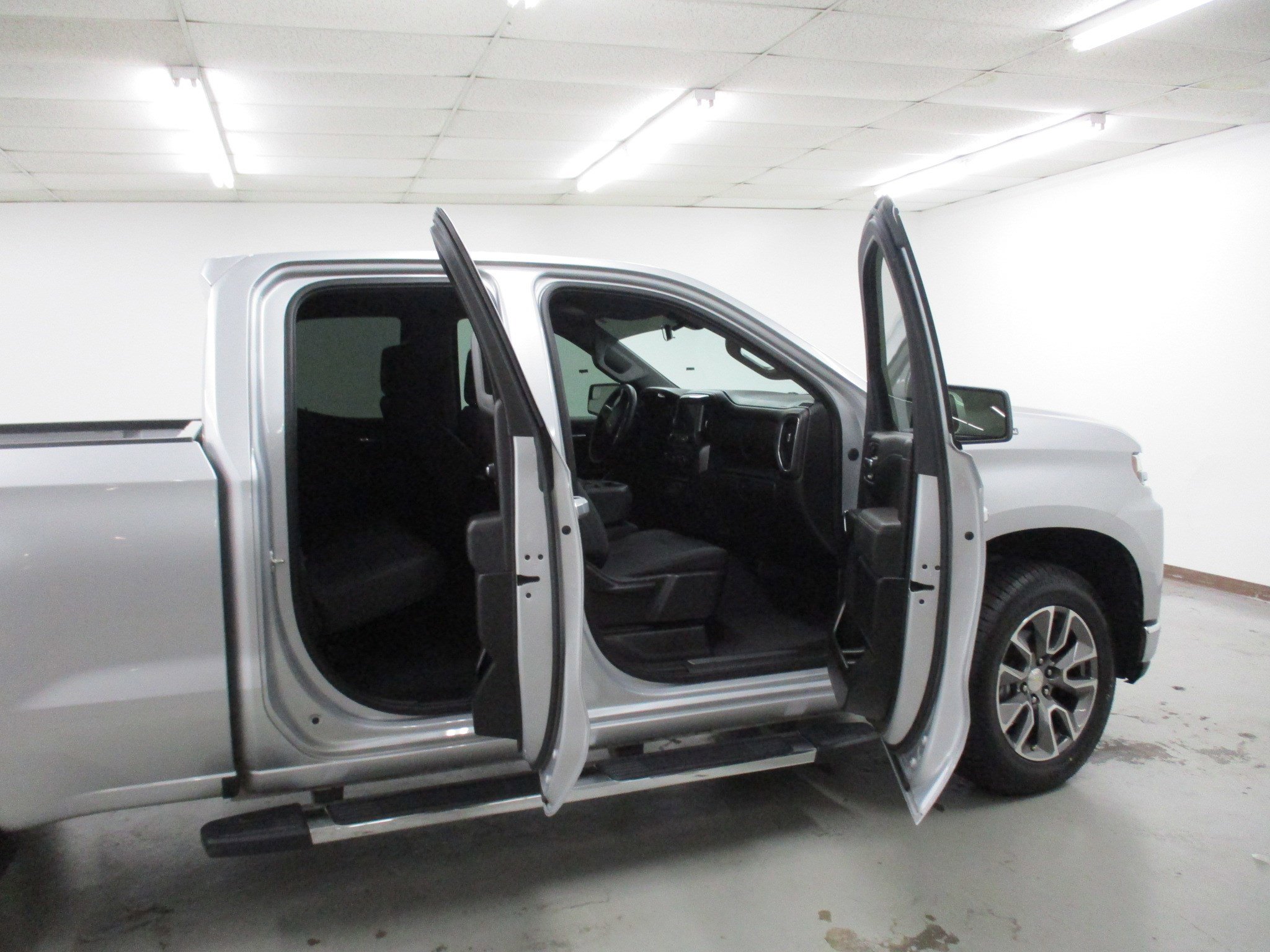 Used 2022 Chevrolet Silverado 1500 LT w/ Texas Edition Plus image 21