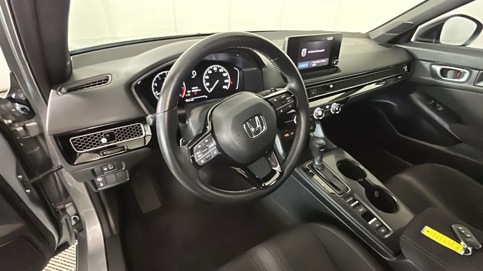 Used 2023 Honda Civic Sport image 14