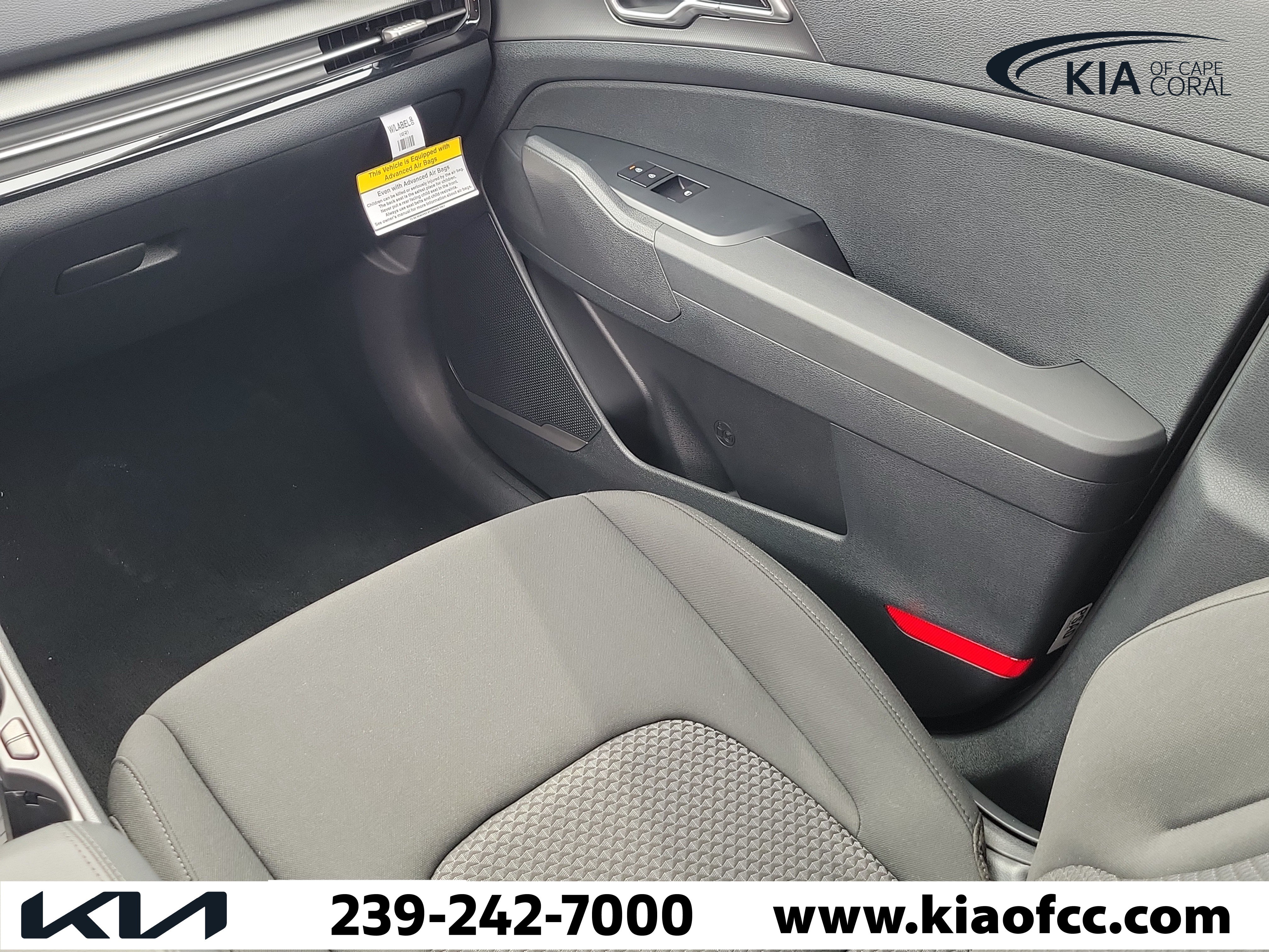 New 2027 Kia Sportage S FWD image 18