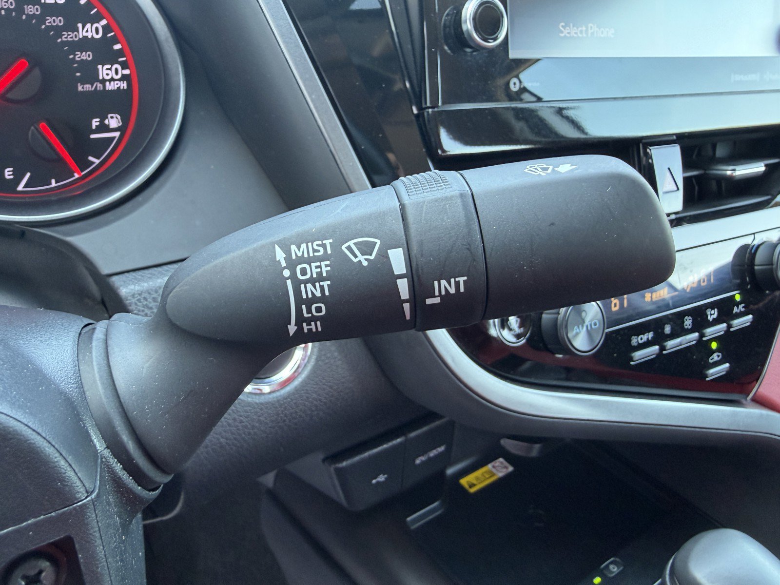 Used 2024 Toyota Camry XSE FWD image 24