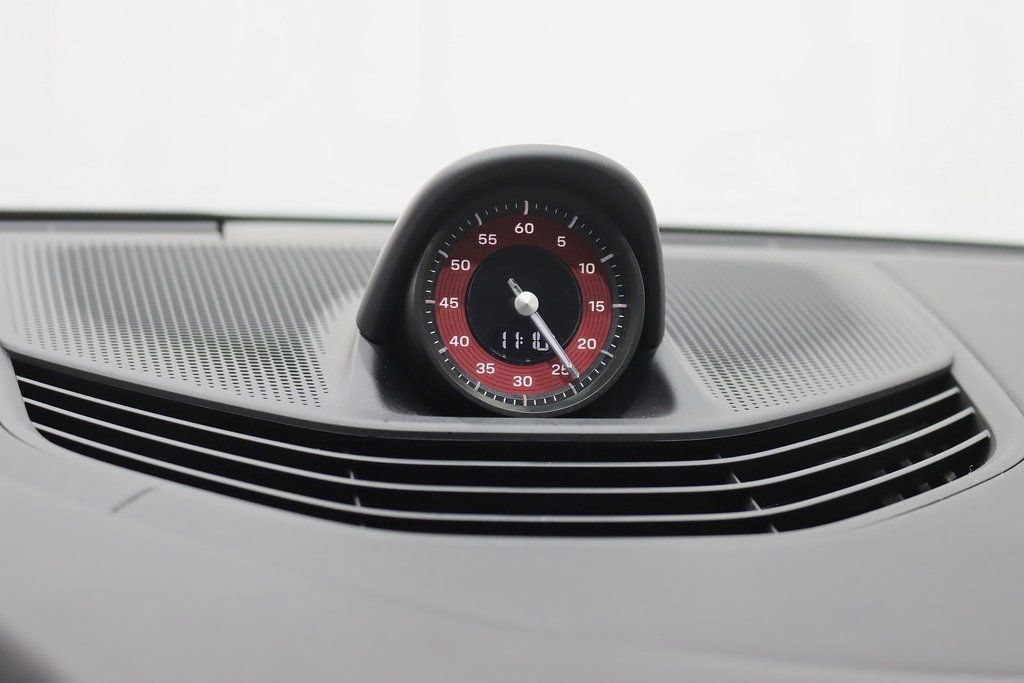 Used 2024 Porsche Taycan GTS image 19