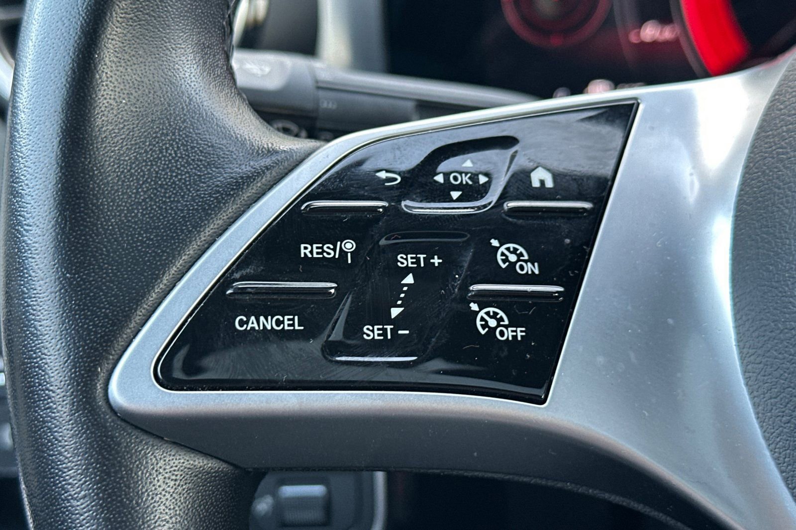 Used 2025 Mercedes-Benz CLA 250 image 35