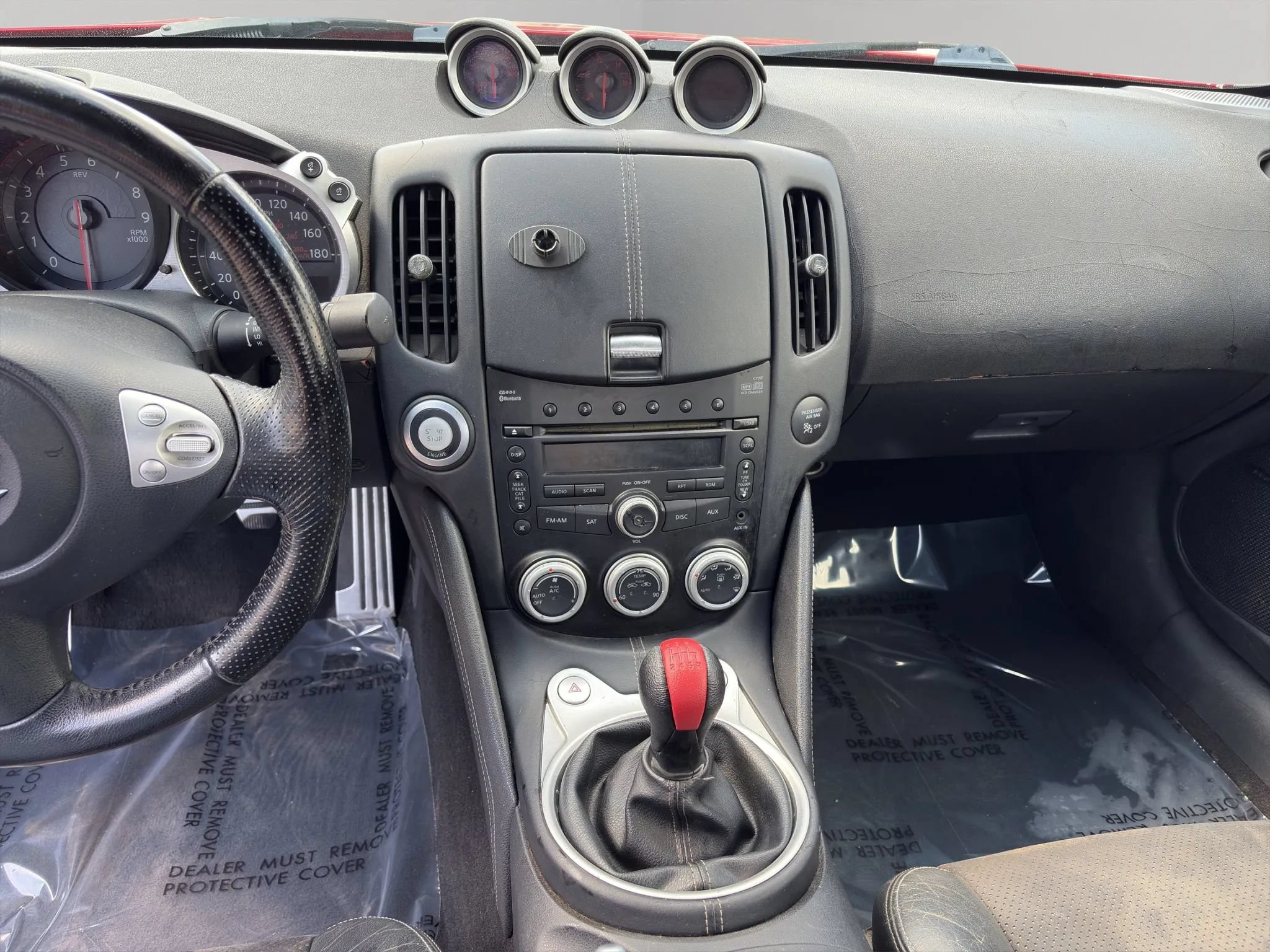 Used 2009 Nissan 370Z Touring RWD image 12