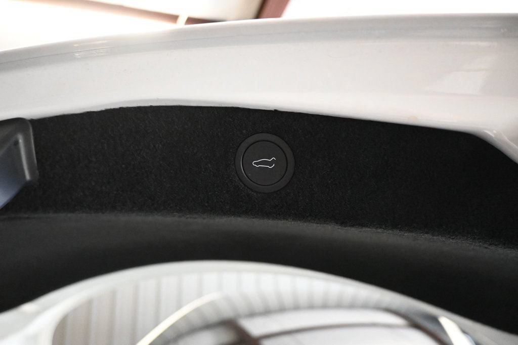 Used 2025 Tesla Model 3 Long Range RWD image 18