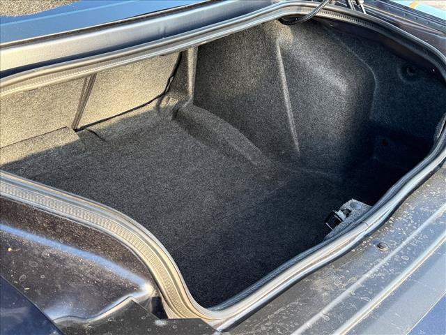 Used 2019 Dodge Challenger R/T w/ Driver Convenience Group RWD image 13