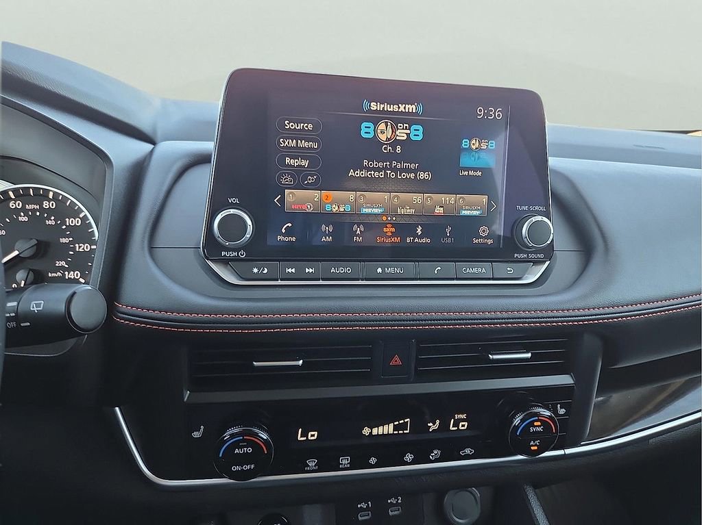 Used 2025 Nissan Rogue SV image 18