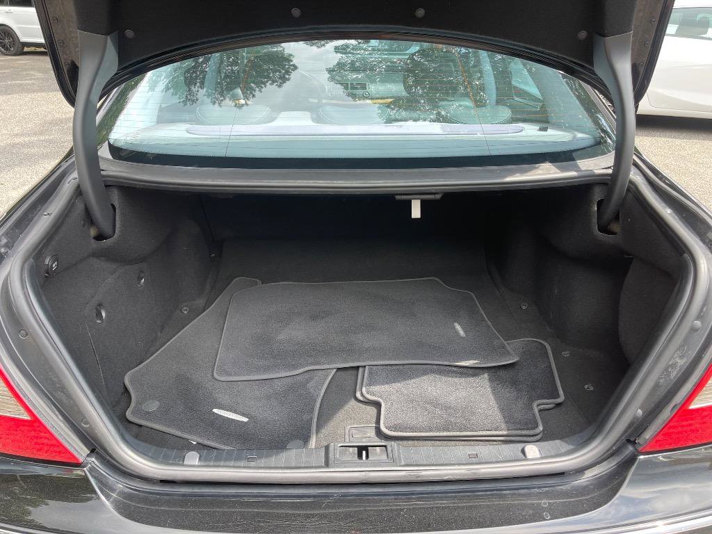 Used 2008 Mercedes-Benz E 350 Sedan image 35