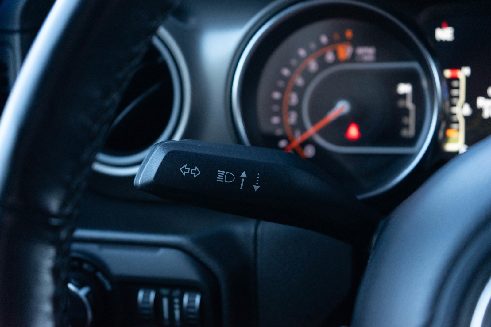 Used 2021 Jeep Gladiator Sport image 23