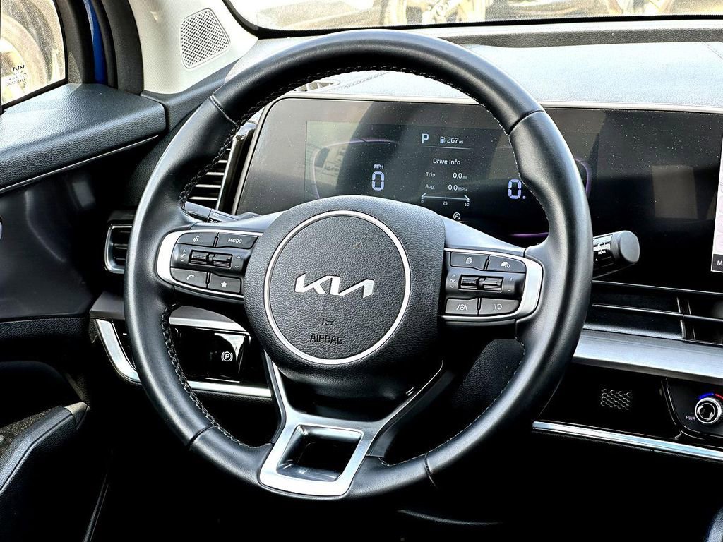 Used 2023 Kia Sportage EX image 31