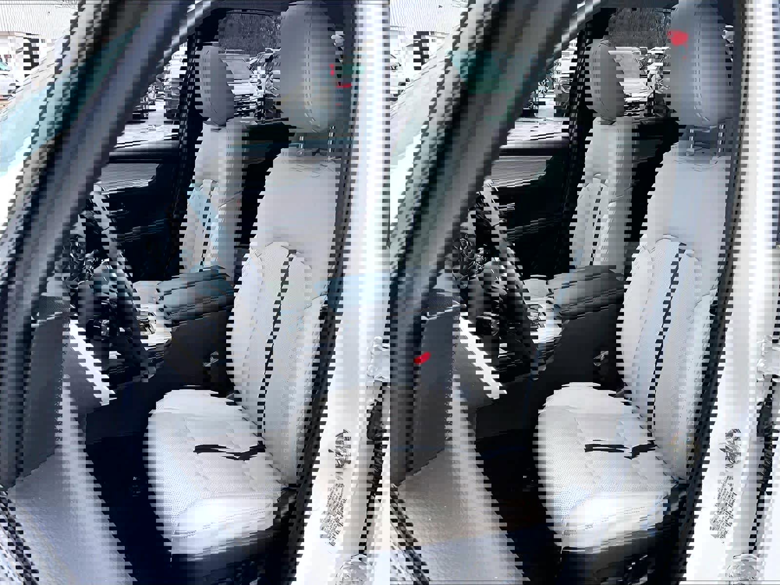 Used 2024 MAZDA CX-90 Plug-In Hybrid w/ Preferred image 10