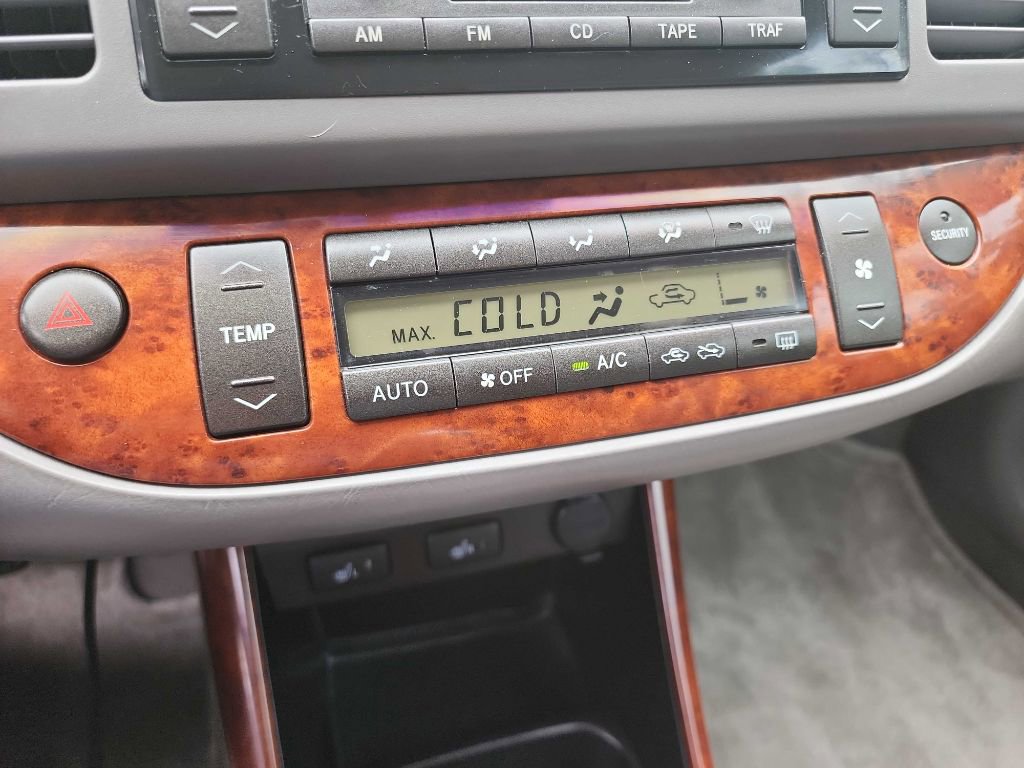 Used 2002 Toyota Camry LE FWD image 19