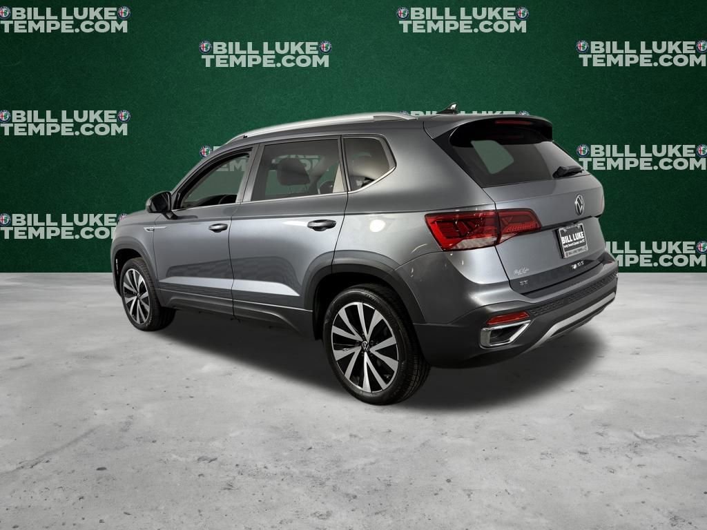 Used 2022 Volkswagen Taos SE image 8