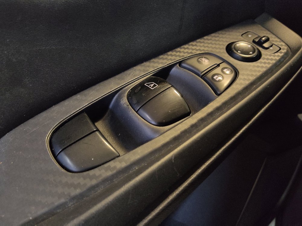 Used 2024 Nissan Sentra SV FWD image 27