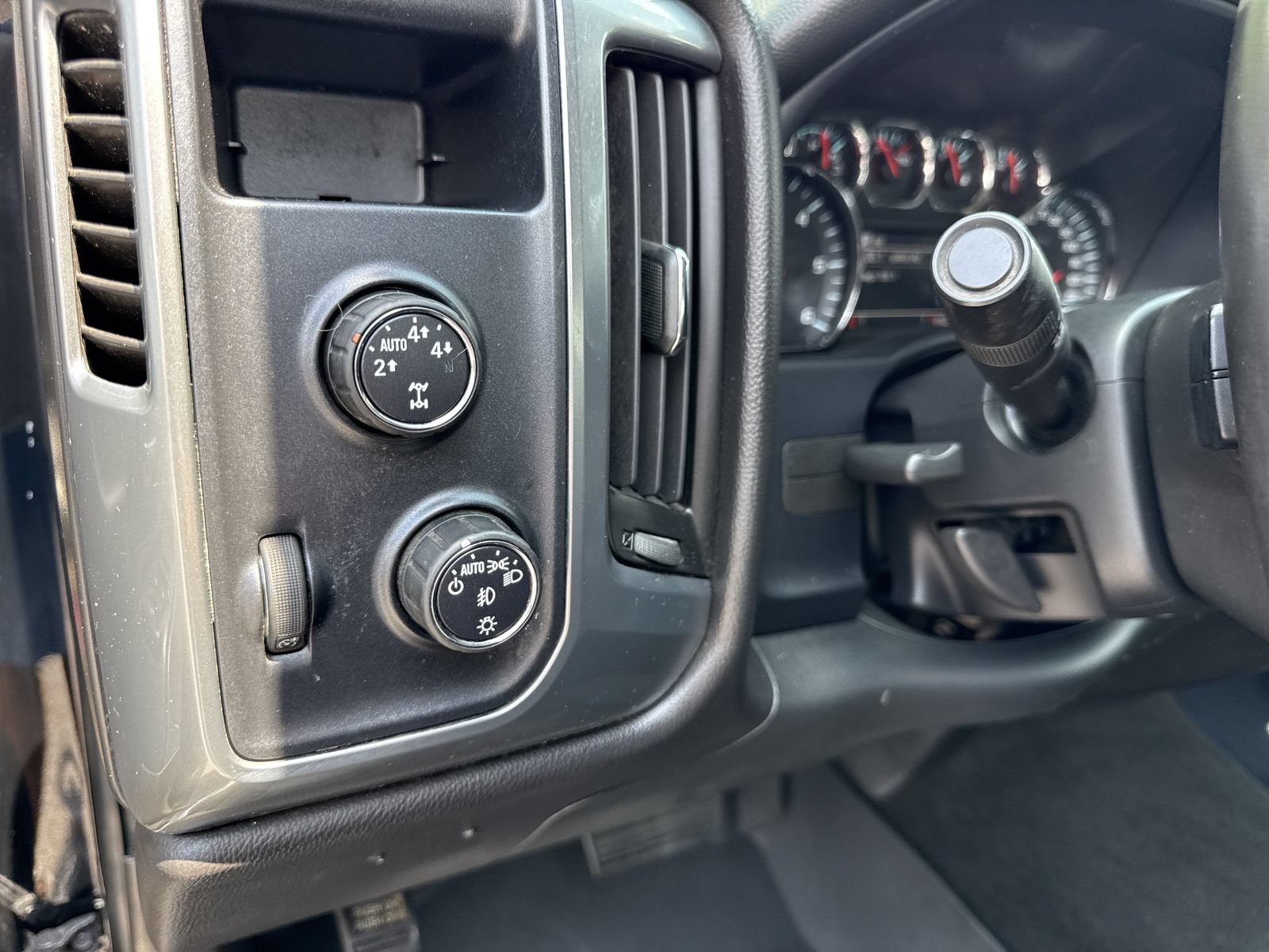 Used 2014 Chevrolet Silverado 1500 LT w/ All Star Edition AWD/4WD image 15