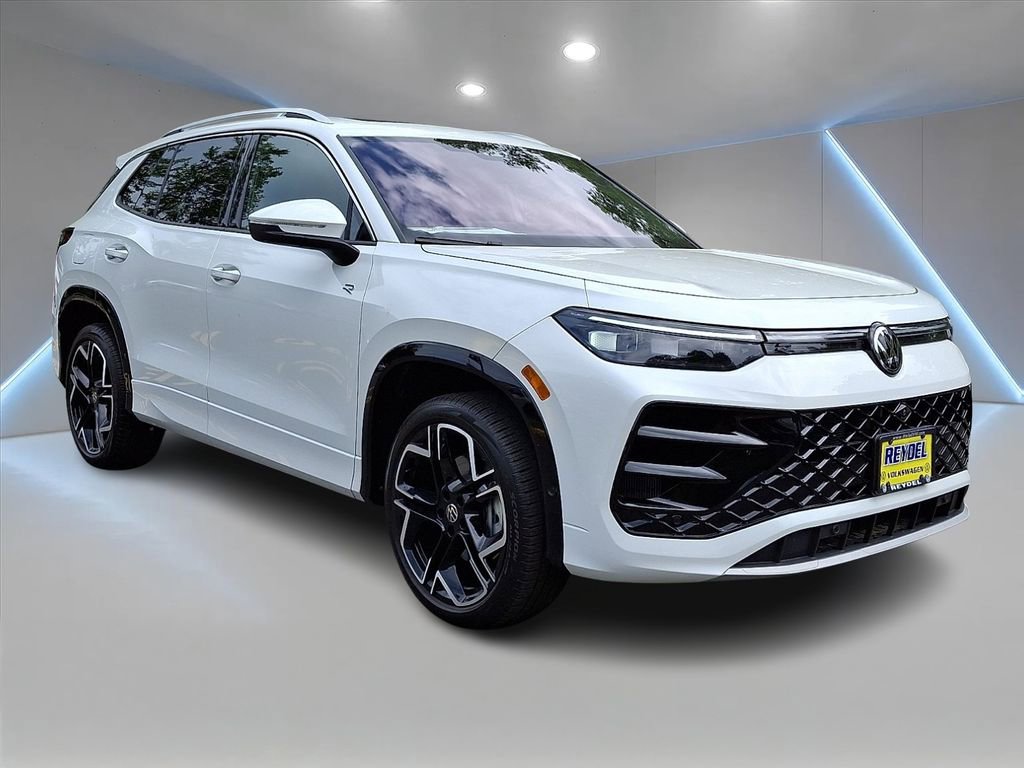 New 2026 Volkswagen Tiguan SEL R-Line AWD/4WD image 2