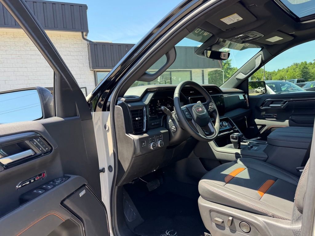 New 2026 GMC Sierra 1500 AT4 w/ AT4 Premium Package AWD/4WD image 18