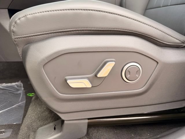 New 2026 Hyundai Santa Fe SEL FWD image 9
