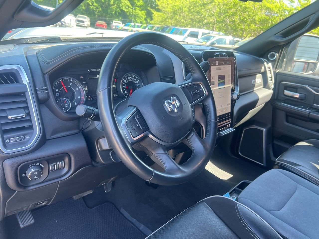 Used 2024 RAM 2500 Laramie w/ Night Edition image 18