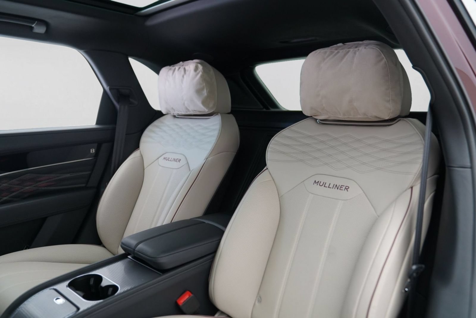 New 2026 Bentley Bentayga Extended Wheelbase AWD/4WD image 21