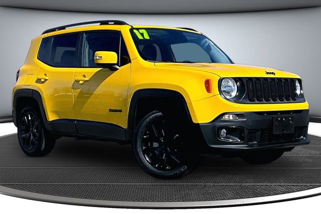 Used 2017 Jeep Renegade Altitude image 3