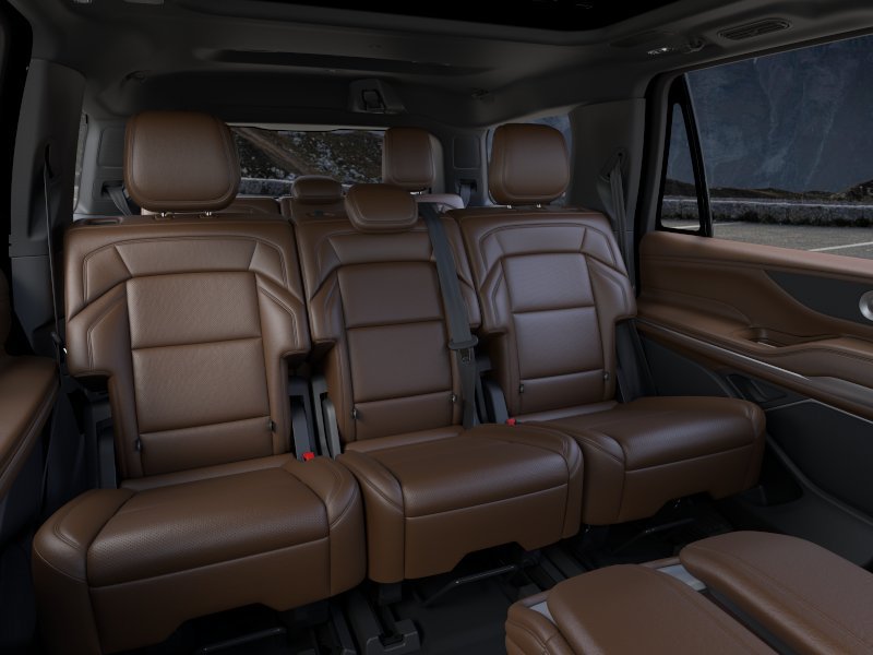 New 2026 Lincoln Navigator Reserve AWD/4WD image 11