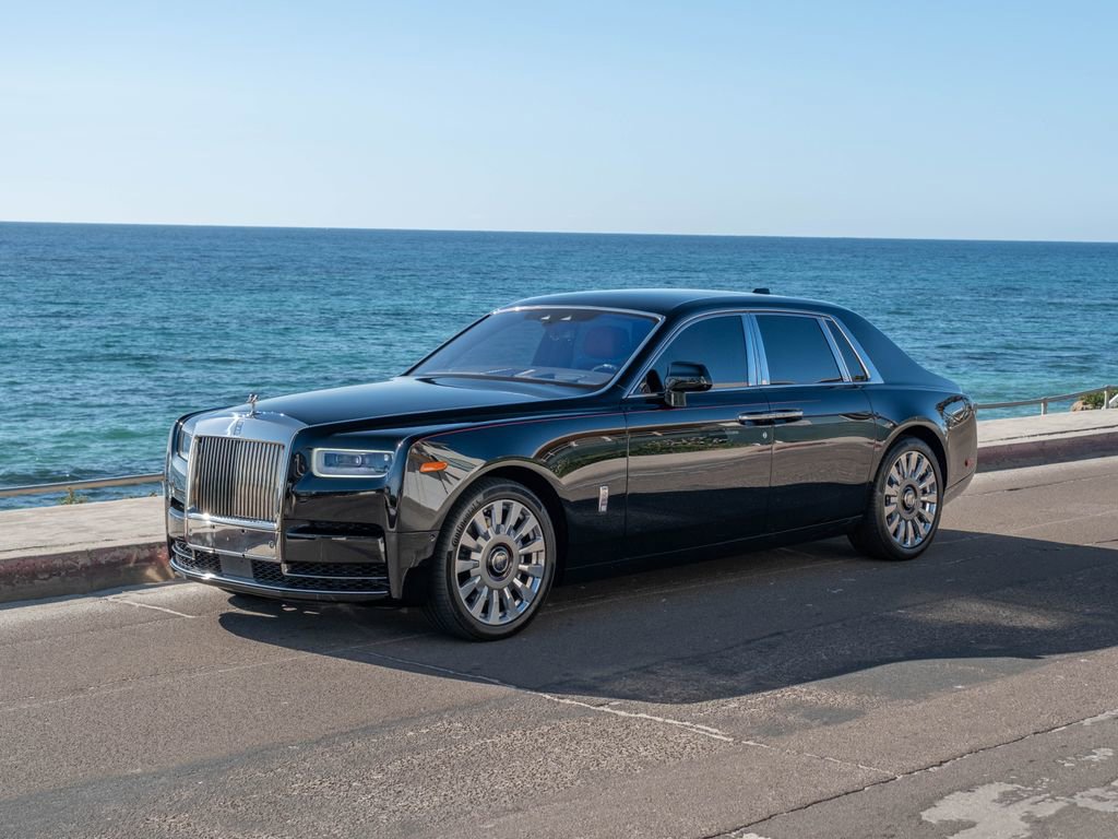 Used 2019 Rolls-Royce Phantom Sedan image 1