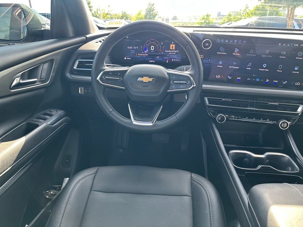 Used 2024 Chevrolet Traverse LT FWD image 29