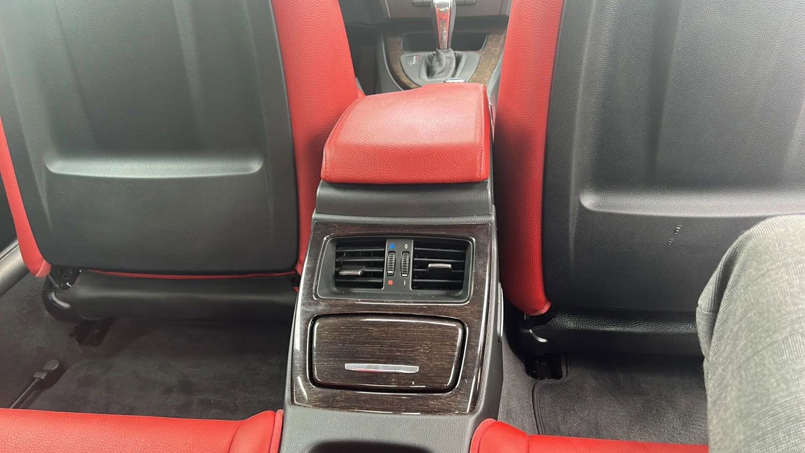 Used 2012 BMW 328i xDrive Coupe w/ Premium Pkg image 43