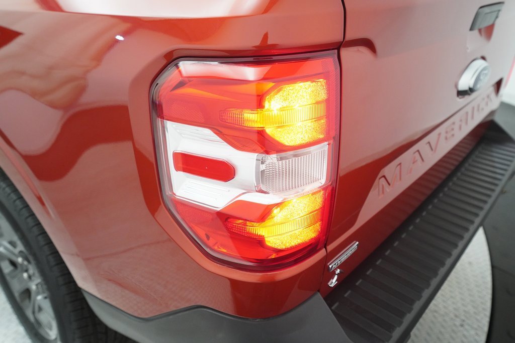Used 2022 Ford Maverick XLT image 30