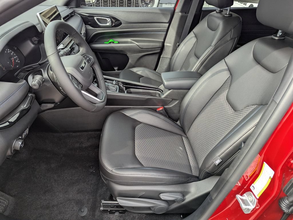 New 2026 Jeep Compass Latitude AWD/4WD image 12