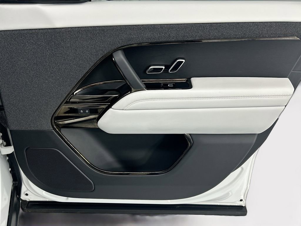 Certified 2024 Land Rover Range Rover Sport SE image 24