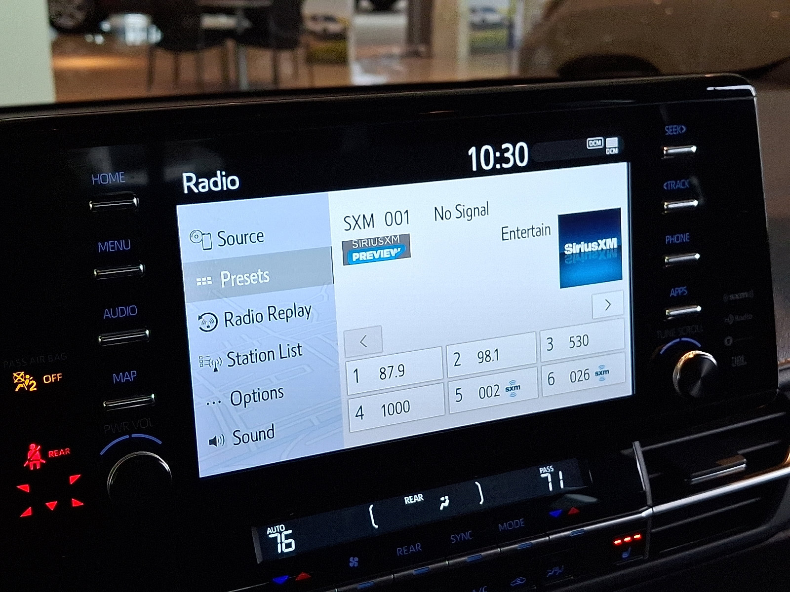 Certified 2023 Toyota Sienna XLE Woodland Edition image 19