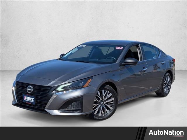 Used 2024 Nissan Altima 2.5 SV FWD image 1
