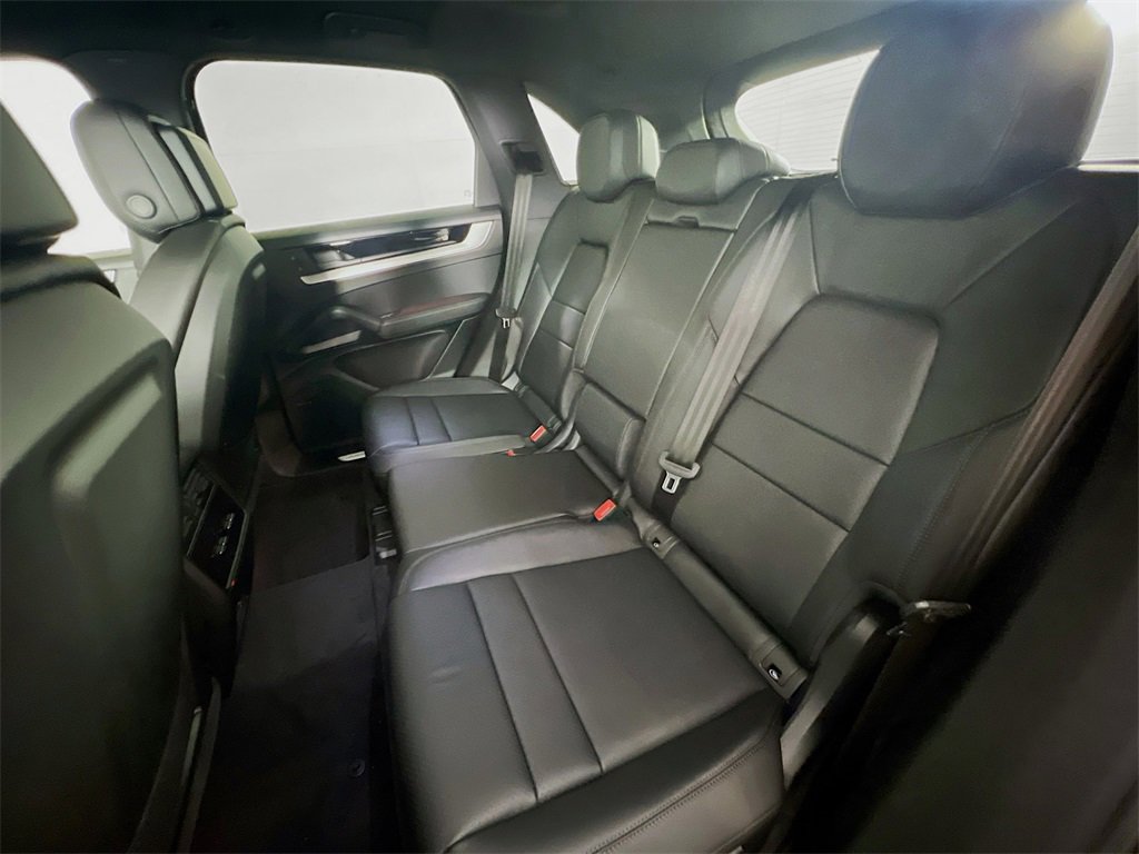 New 2026 Porsche Cayenne E-Hybrid image 24
