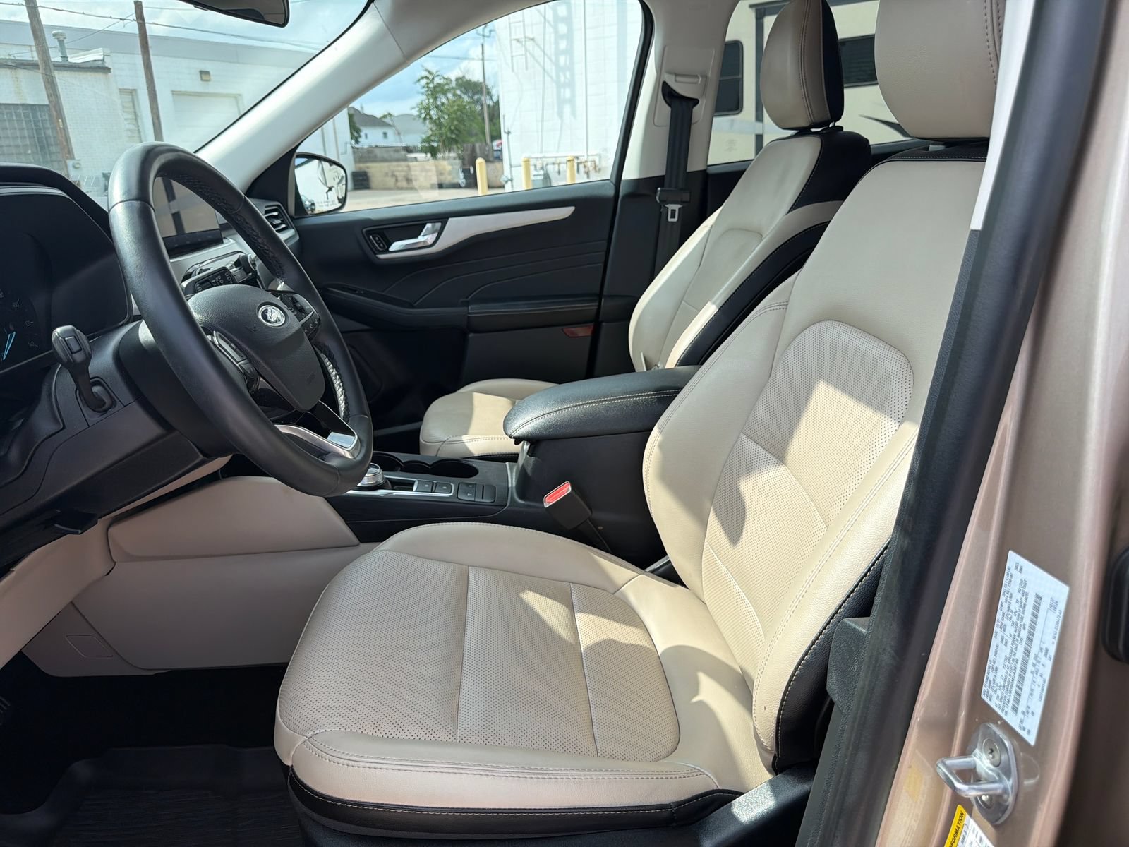 Used 2021 Ford Escape SEL AWD/4WD image 14