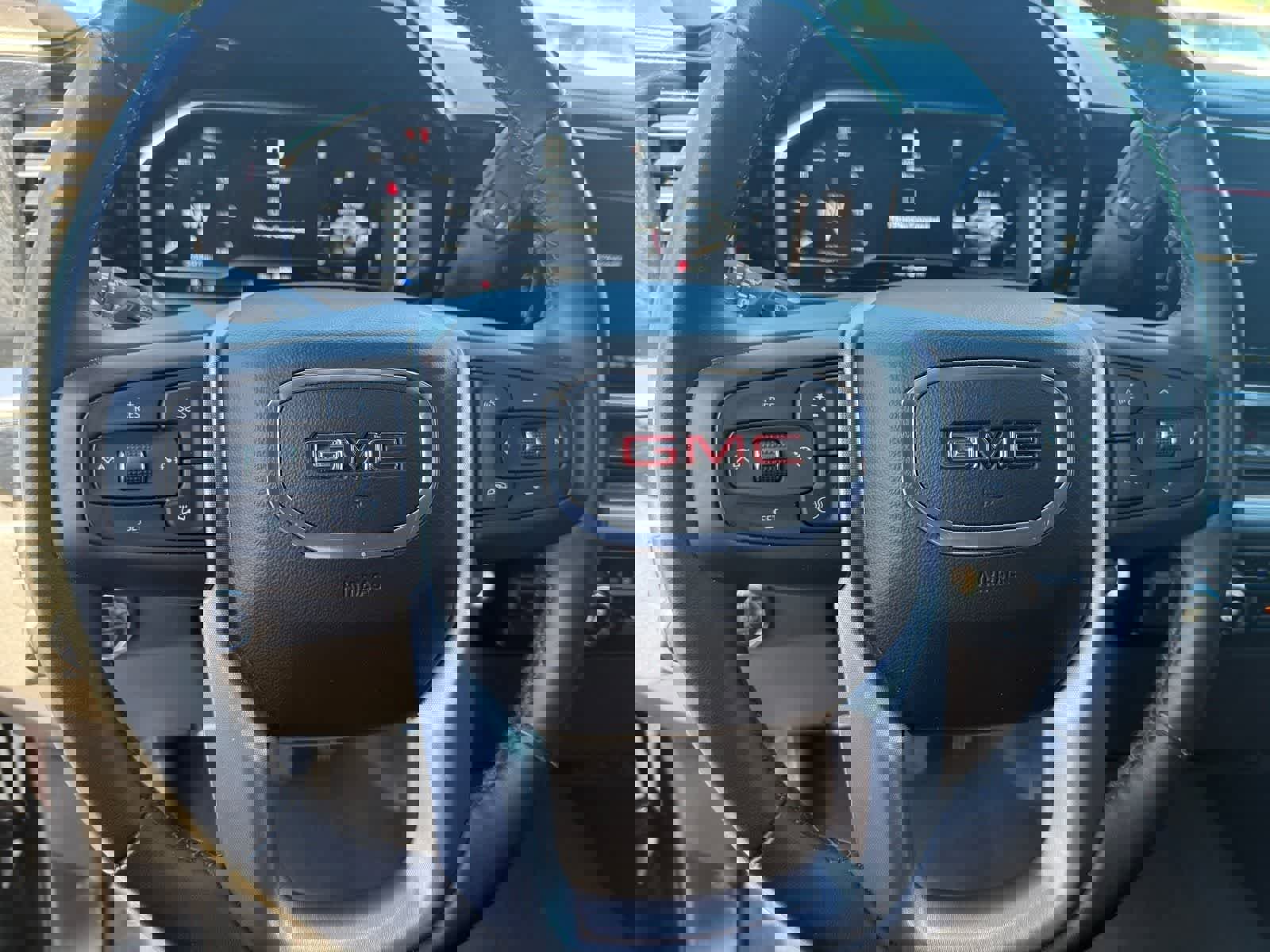 Used 2025 GMC Sierra 1500 Elevation image 14