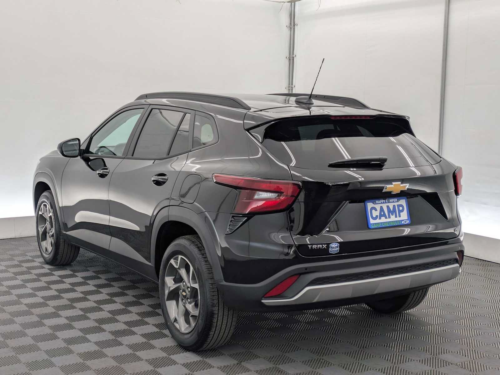New 2026 Chevrolet Trax LT w/ Driver Confidence Package FWD image 4