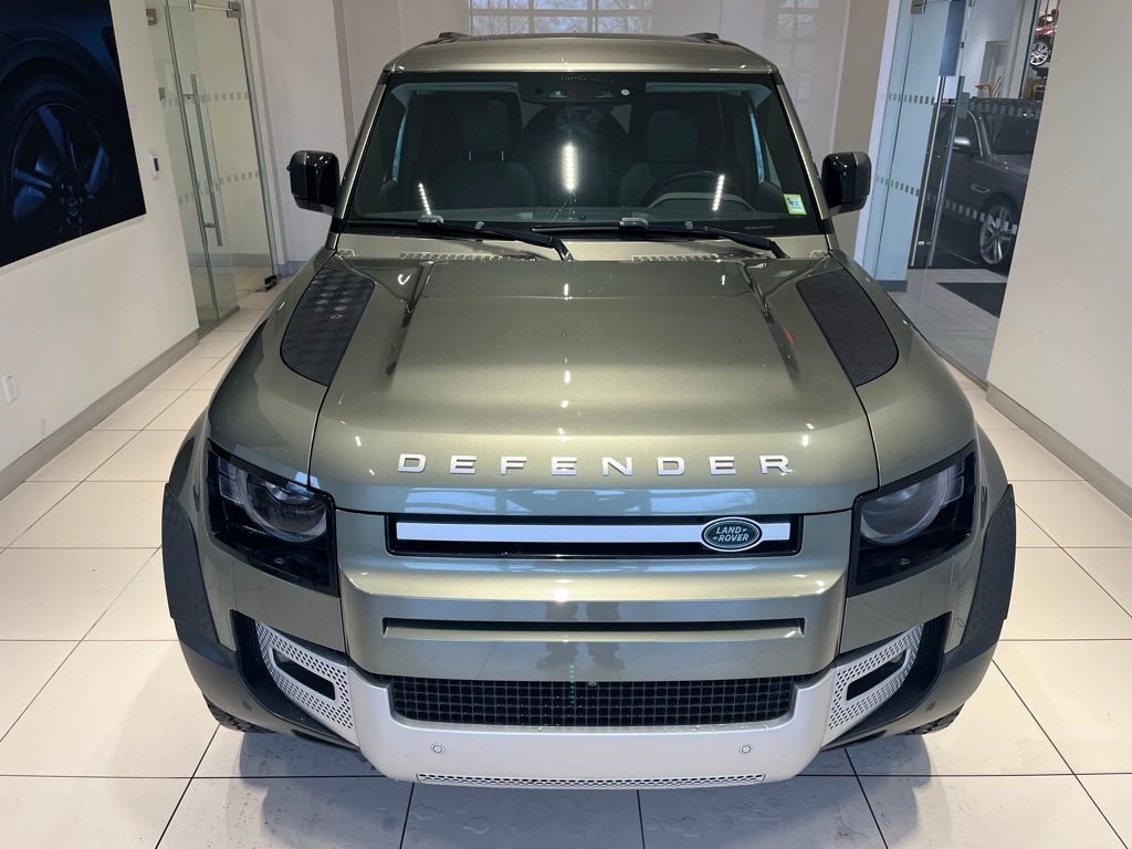 Used 2022 Land Rover Defender 110 SE AWD/4WD image 12