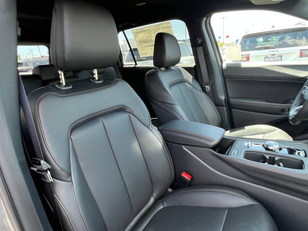 New 2026 Jeep Cherokee Limited AWD/4WD image 18