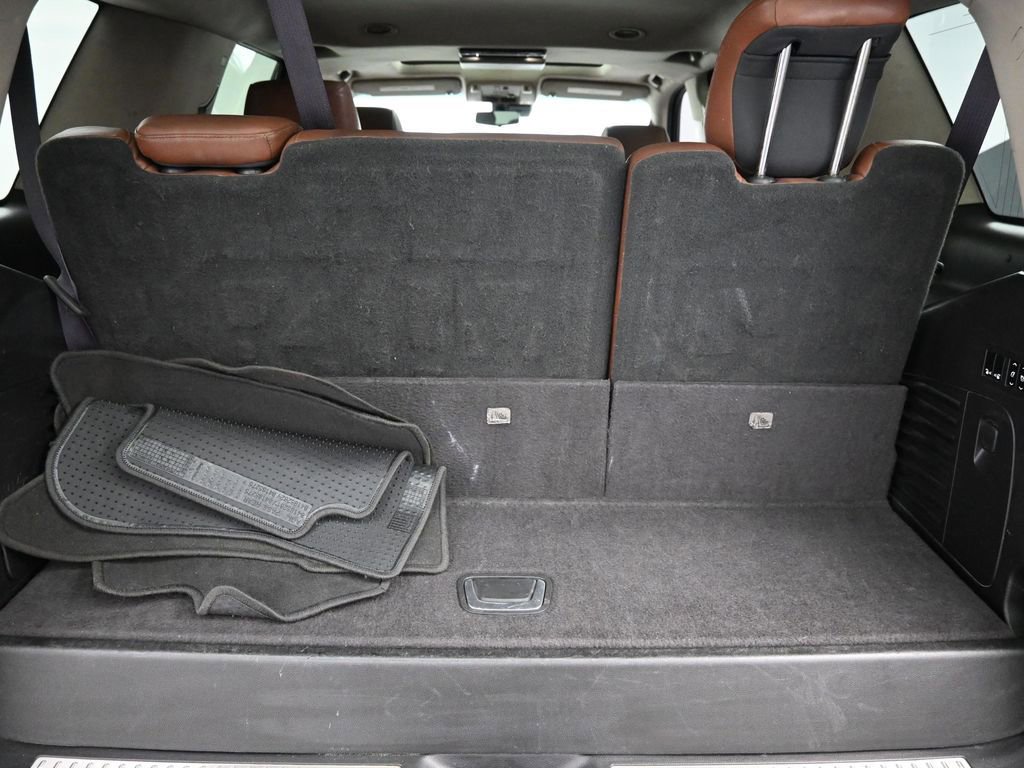 Used 2017 Cadillac Escalade Premium Luxury image 34