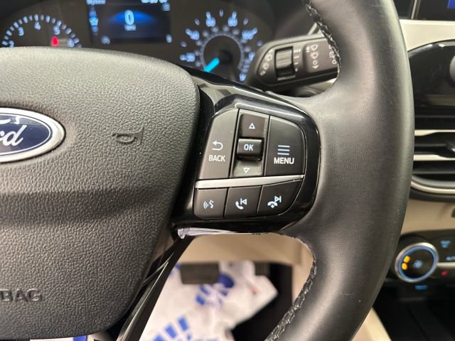 Used 2022 Ford Escape SE w/ Cold Weather Package image 23