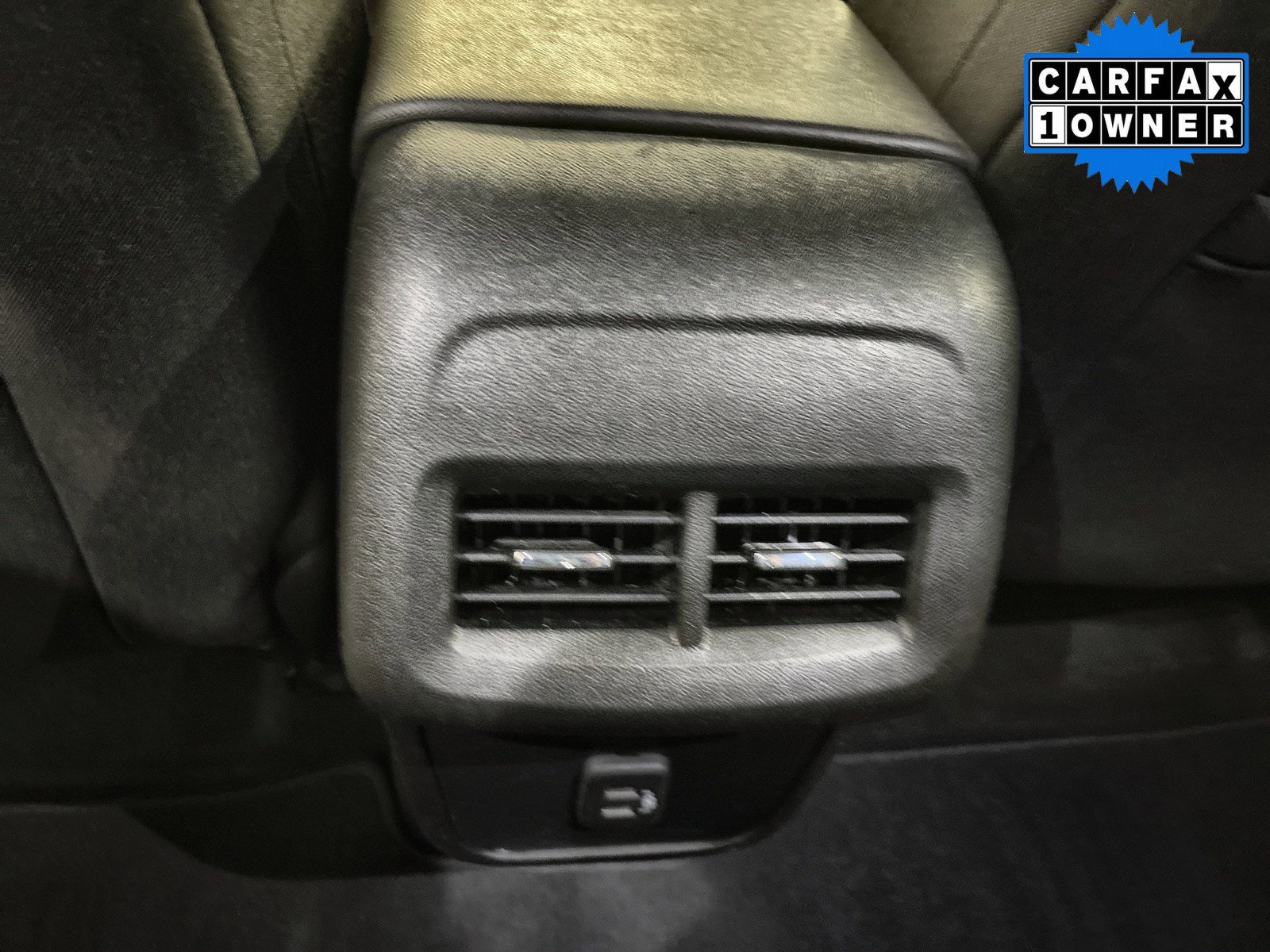 Used 2020 Chevrolet Equinox LT image 30