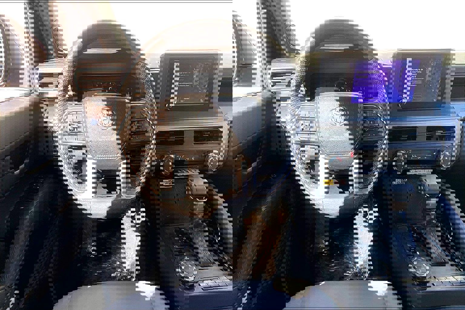 Used 2024 Toyota Tacoma SR5 image 6