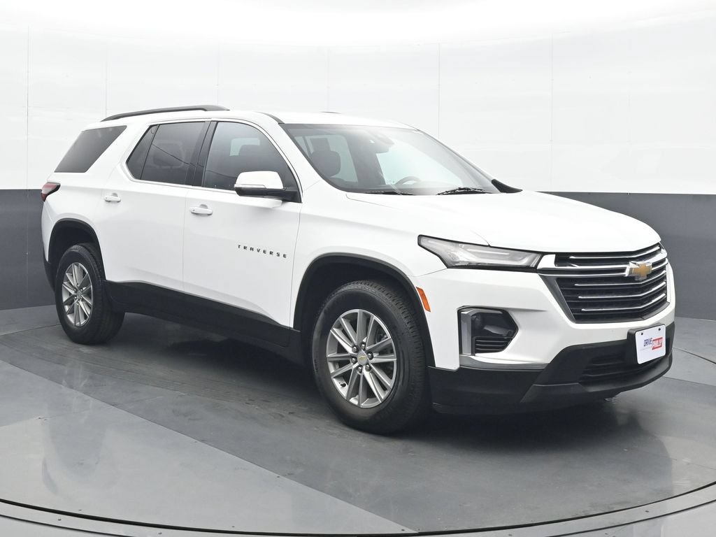 Used 2023 Chevrolet Traverse LT FWD image 9