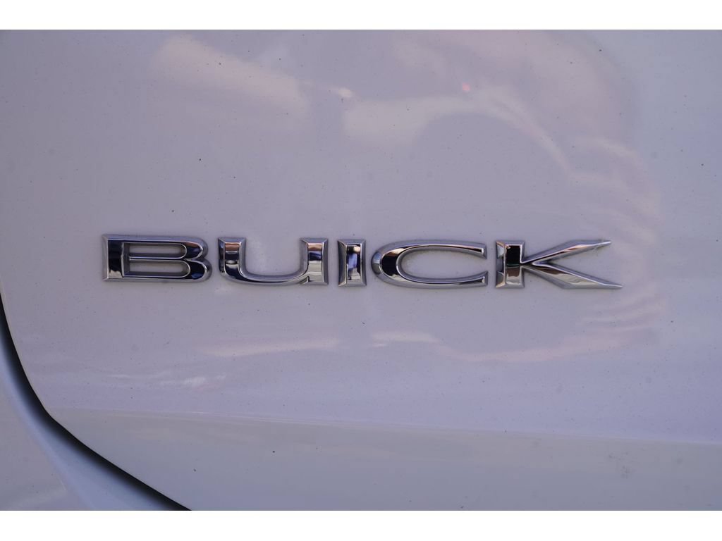 Used 2018 Buick Regal Preferred AWD/4WD image 9